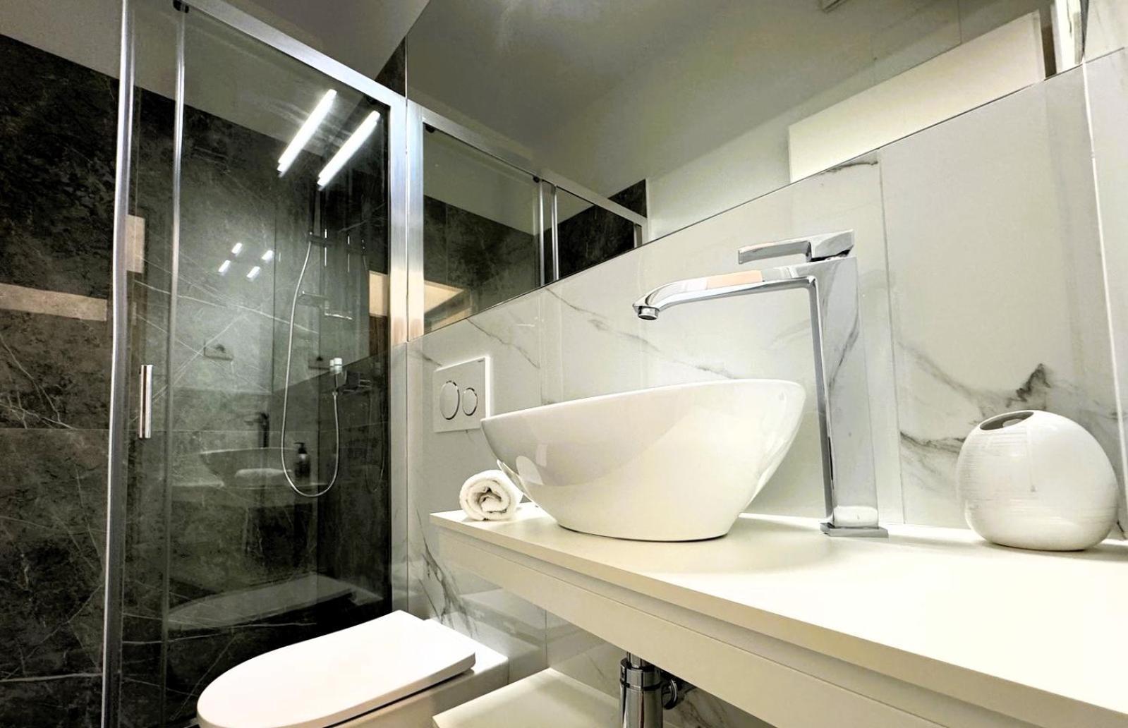 Apartments & Rooms Artemus Belveder كوبر المظهر الخارجي الصورة